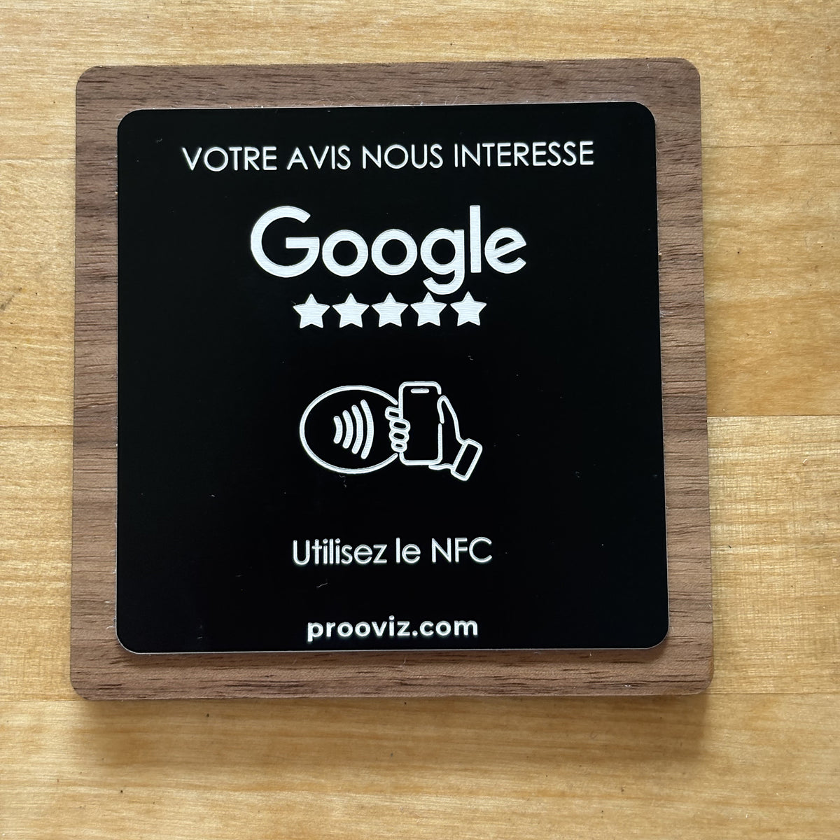 Plaque NFC Avis Google / Finition bois 10 × 10 cm
