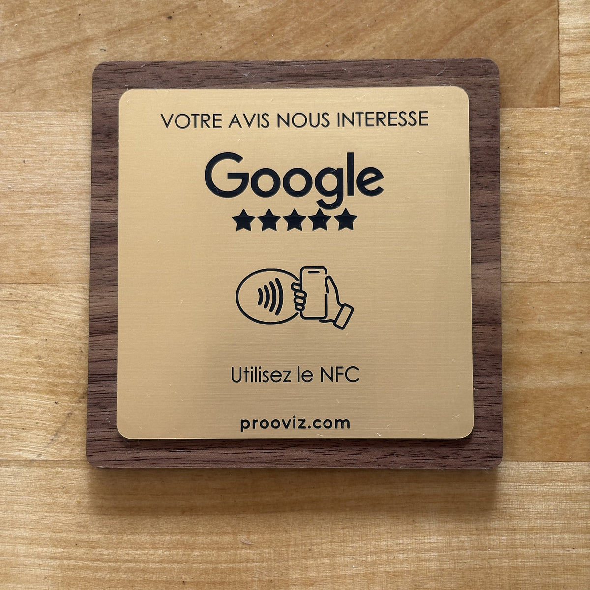 Plaque NFC Avis Google / Finition bois 10 × 10 cm