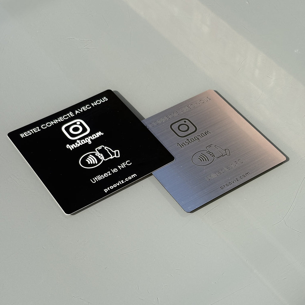Plaque NFC Instagram / Adhésive 12 × 12 cm